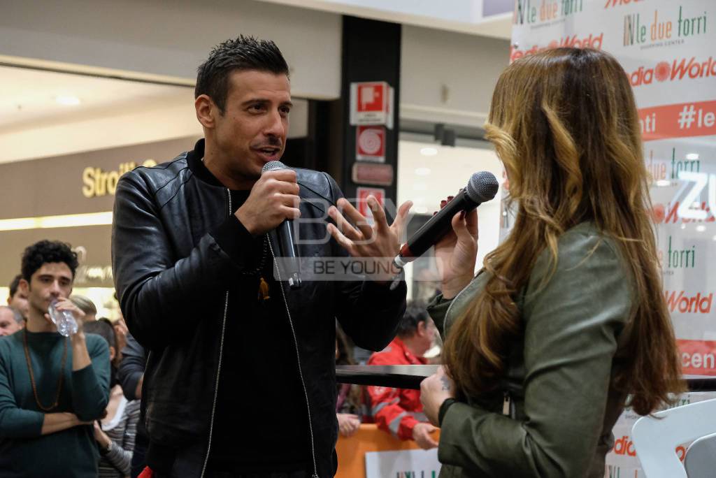 Francesco Gabbani alle Due Torri