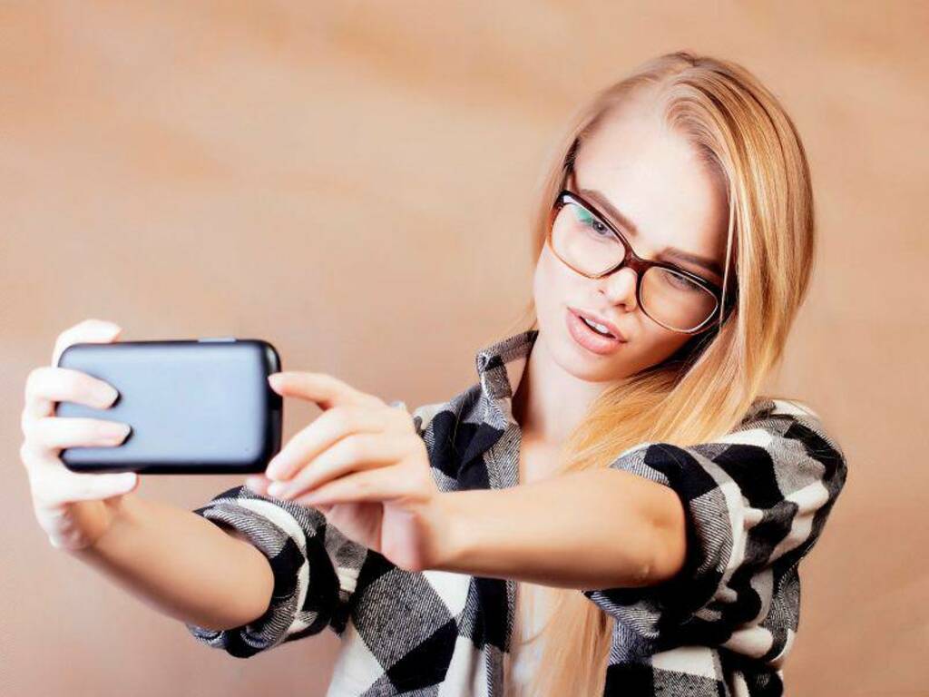 1024px x 768px - Gli adolescenti mandano selfie a sfondo sessuale giÃ  a 11 anni - BergamoNews