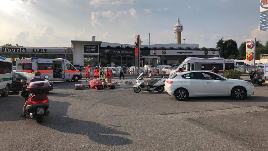 Incidente stradale in via Grumello