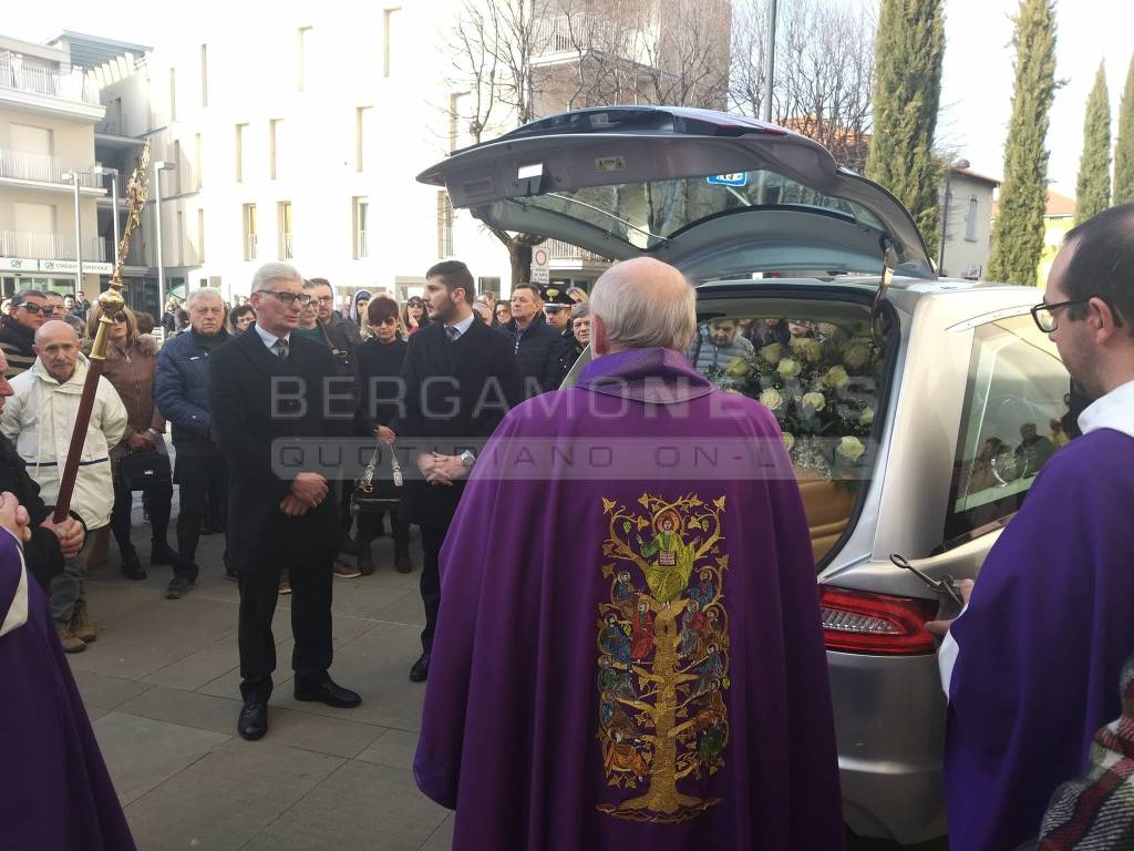 I funerali di Marisa Sartori