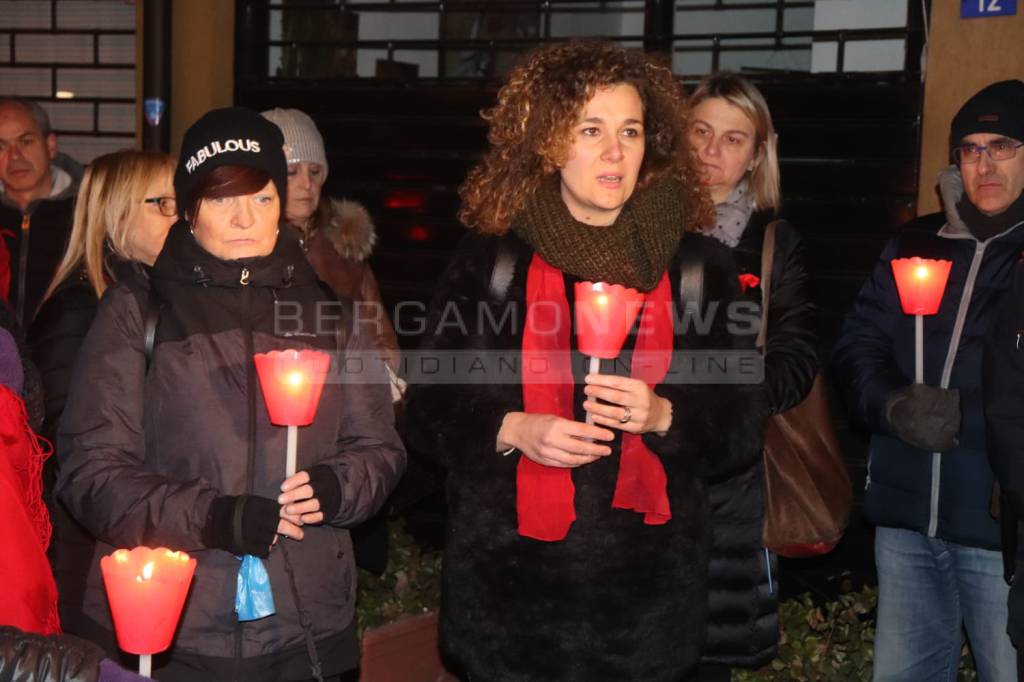 La fiaccolata in ricordo di Marisa, uccisa a 25 anni