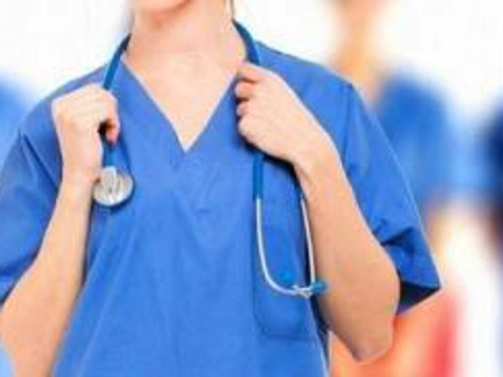 Gli infermieri: Pochi tamponi e niente indennità per malattie infettive.  Poi ci chiamano eroi - BergamoNews