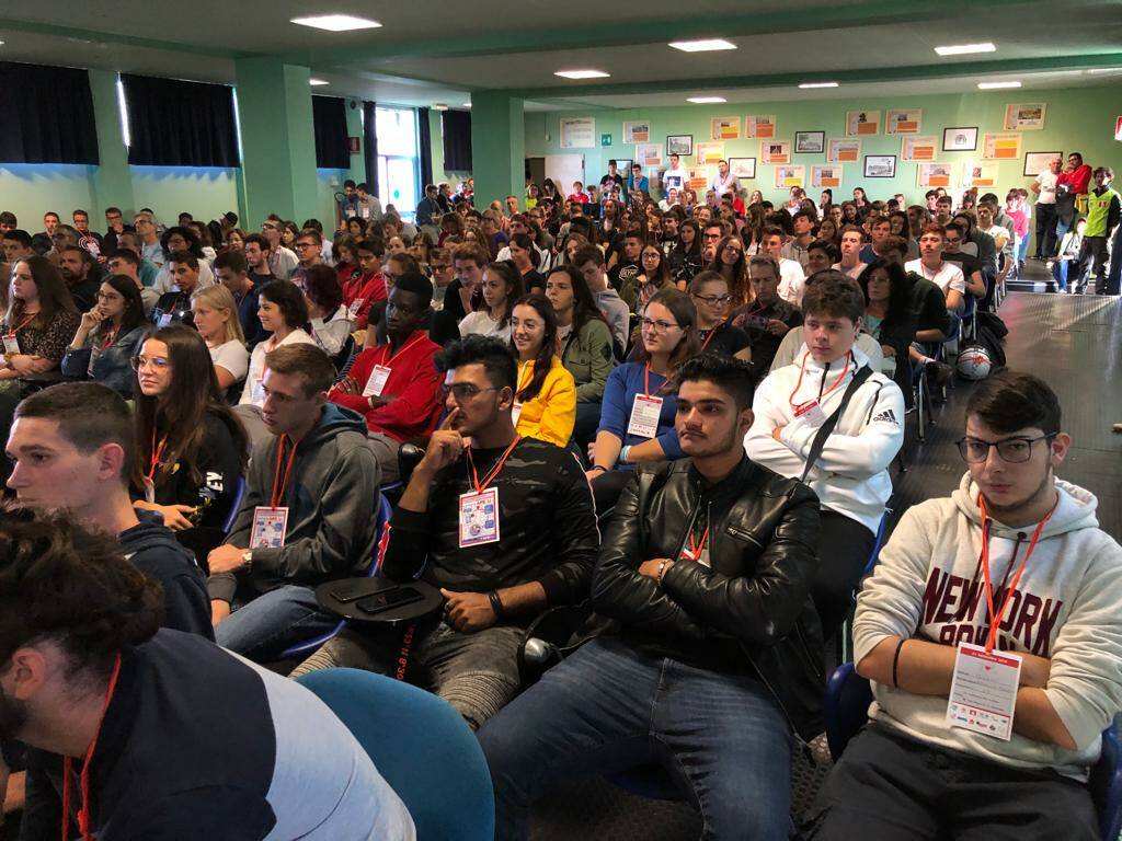 Defibrillatore, 500 studenti preparati all’uso