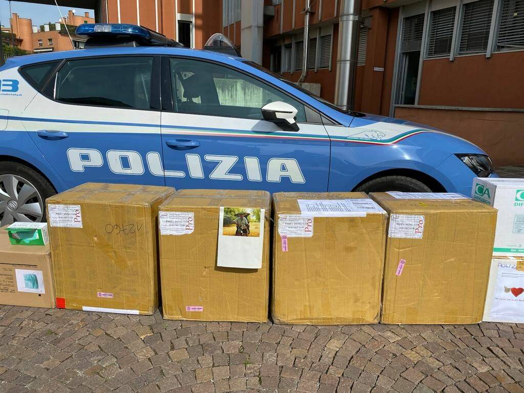 Mascherine questura polizia Coronavirus 