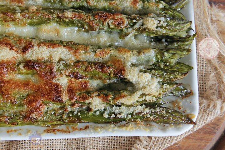 asparagi alla parmigiana