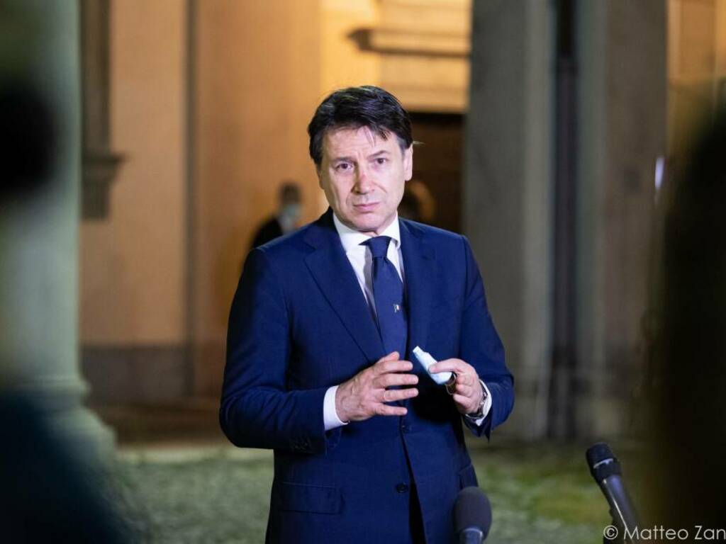 Giuseppe Conte in Prefettura a Bergamo