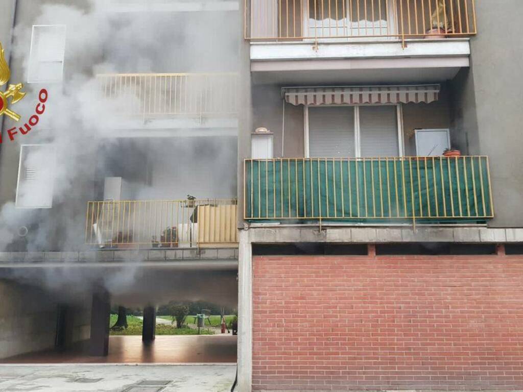 Incendio cantine di via Cerasoli