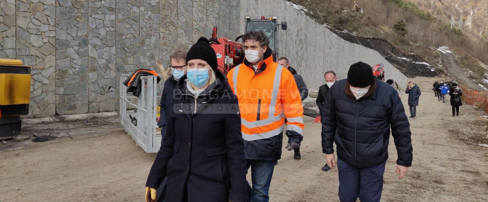 Il sopralluogo al cantiere della variante di Zogno