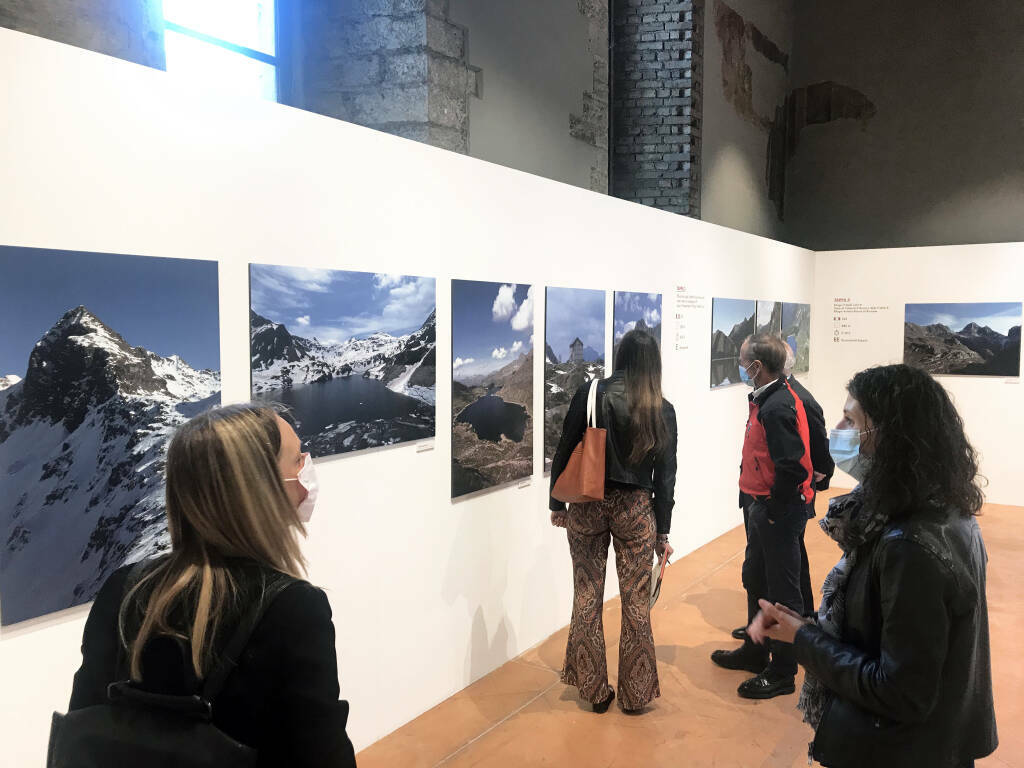 Visita guidata alla mostra Montagna da vivere. Le Orobie negli scatti di  Tito Terzi - BergamoNews