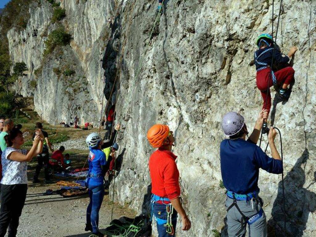 ARRAMPICATA IN NATURA - Giornate in falesia per bambini e ragazzi