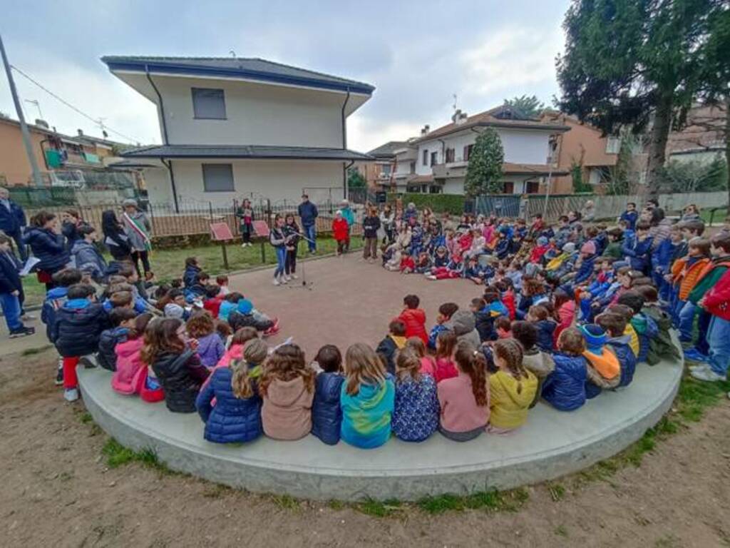 Bergamo, inaugurato il giardino Gianni Rodari