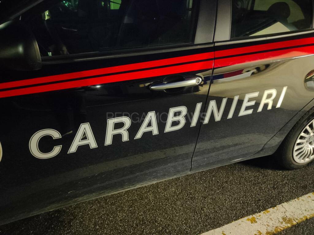 Carabinieri sera