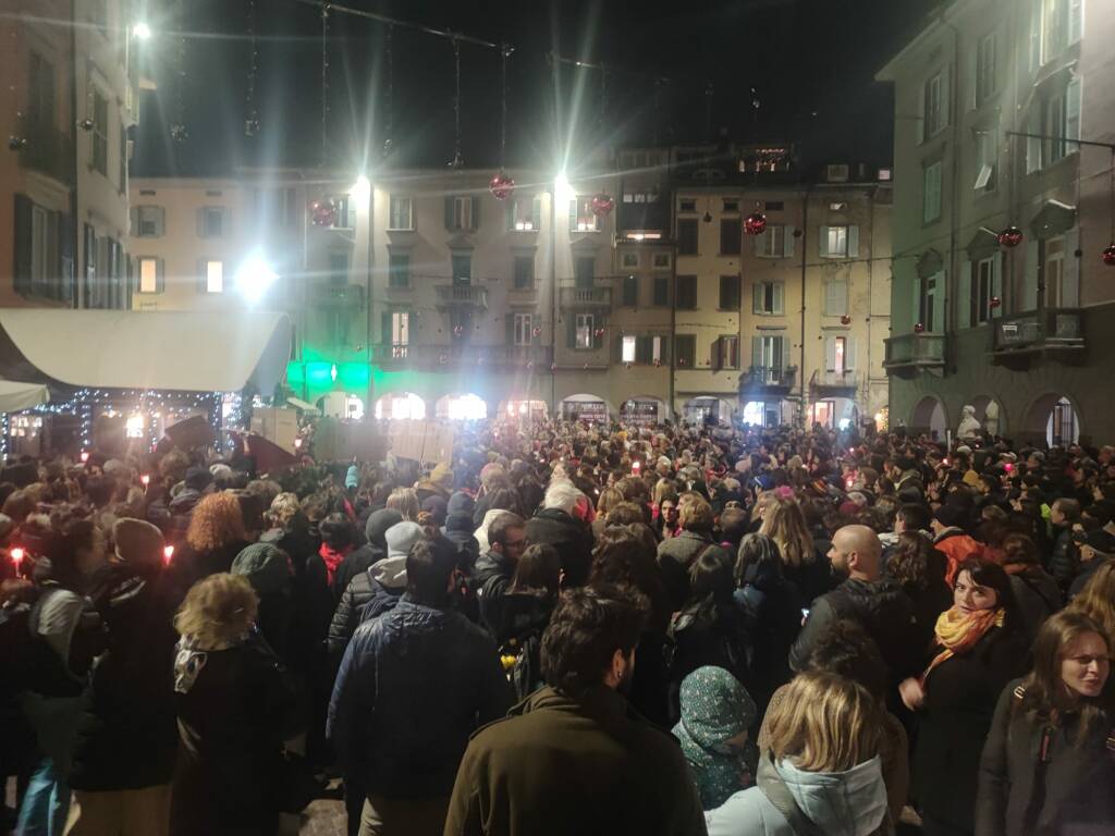 La fiaccolata per Giulia e le donne vittime di violenza