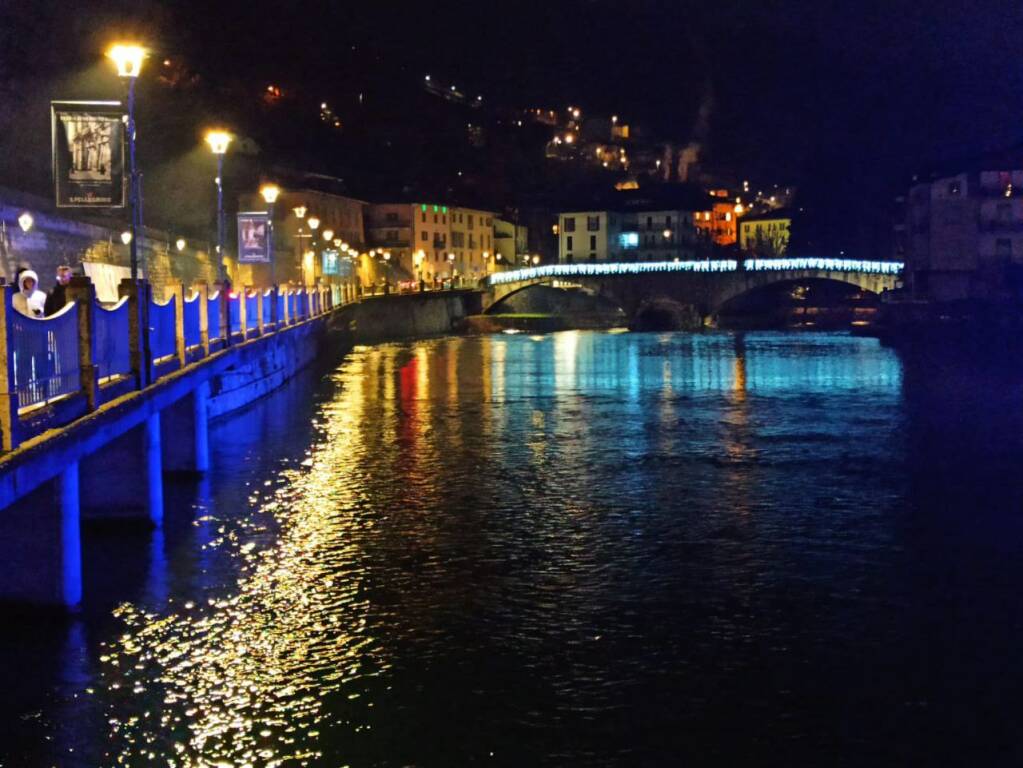 San Pellegrino si illumina e colora per Natale