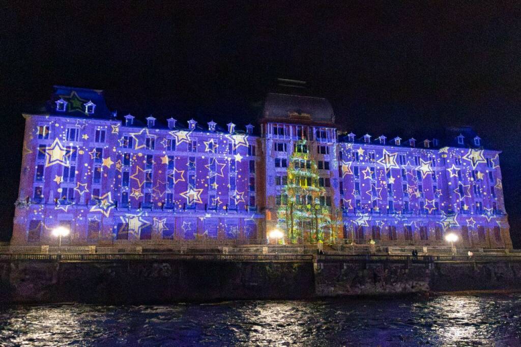 San Pellegrino si illumina e colora per Natale