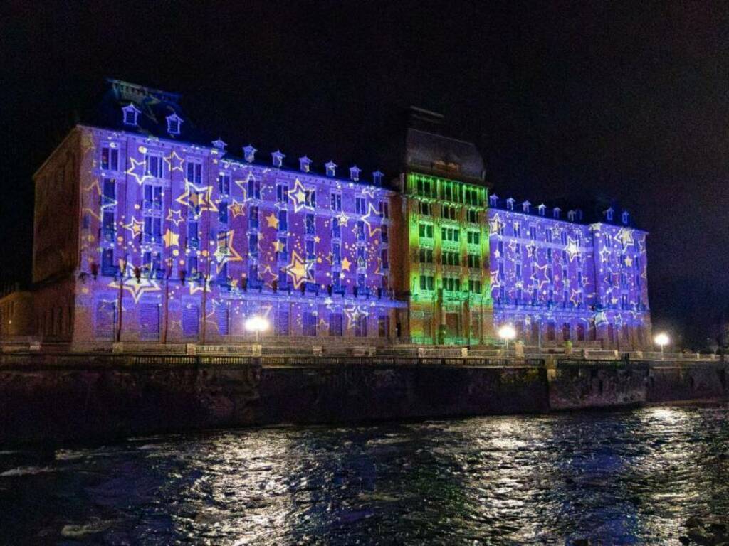 San Pellegrino si illumina e colora per Natale