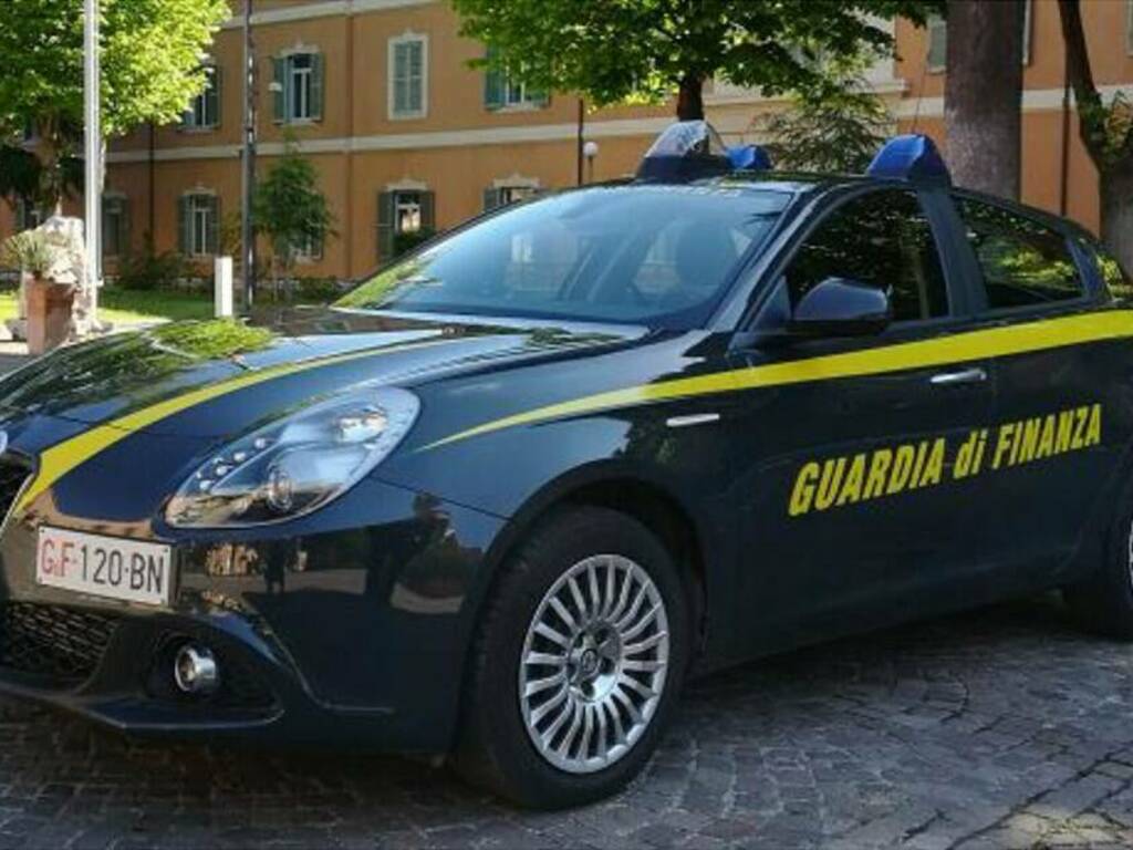 gdf, fiamme gialle, guardia di finanza