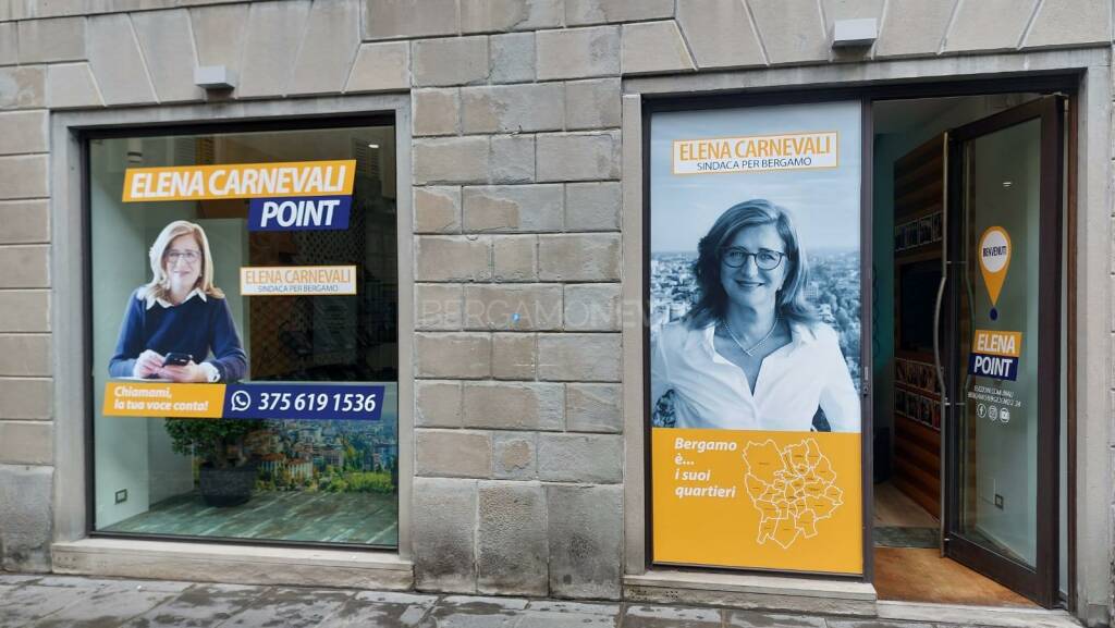 Elena Carnevali inaugura il suo point