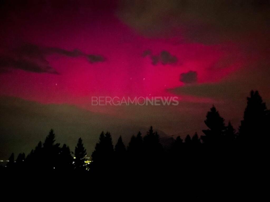 Aurora boreale vista dal Monte Pora