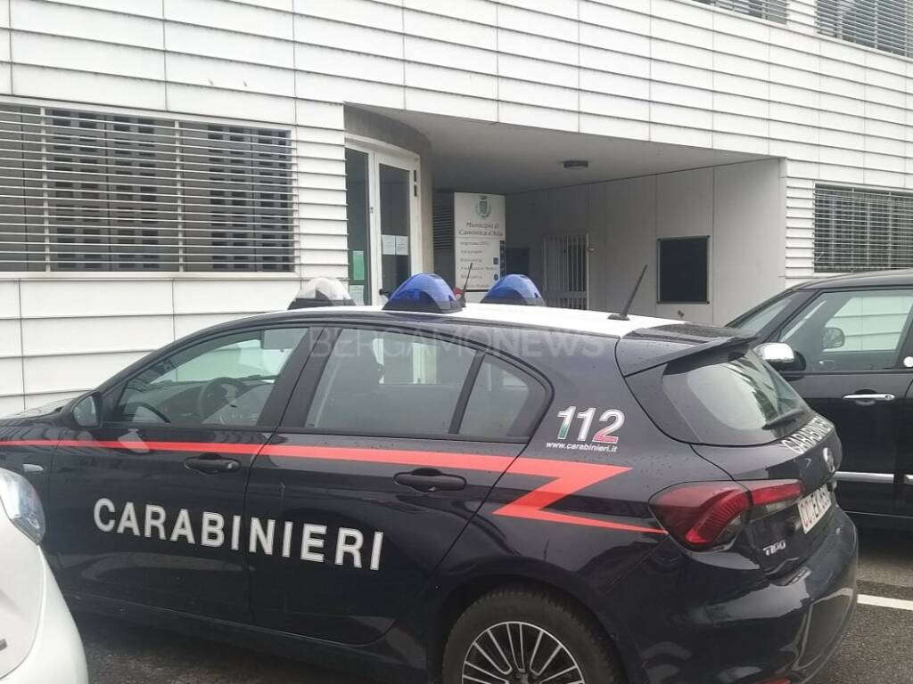 carabinieri canonica d'adda