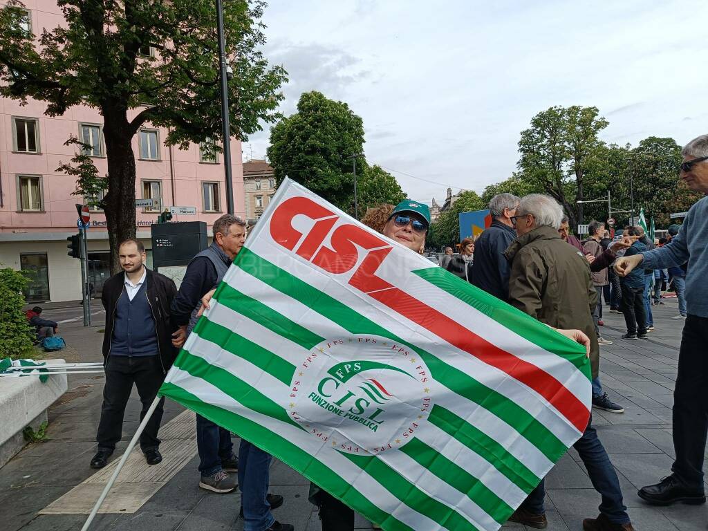 corteo Primo Maggio Bergamo