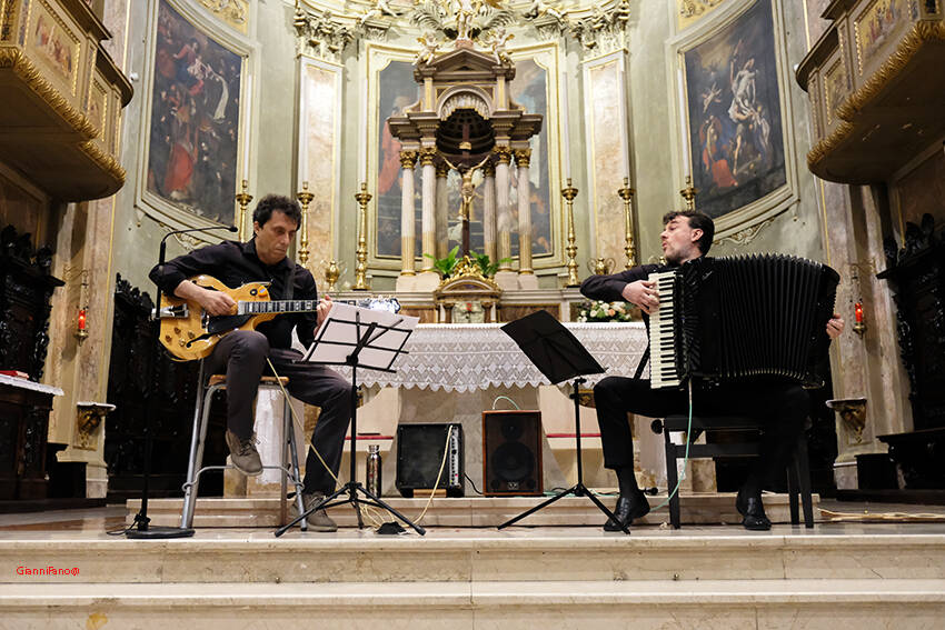 A Castione originale arrangiamento jazz del musical “Jesus Christ Superstar”