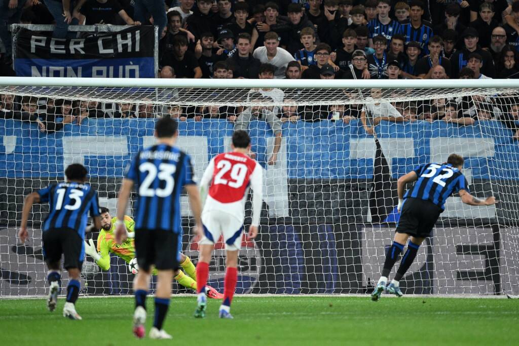 ? LIVE! Atalanta Arsenal 0 0: doppio miracolo di Raya, Retegui spreca un rigore (51?)