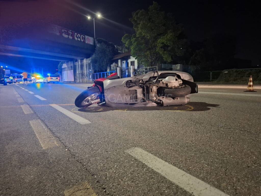 Bergamo, incidente in via per Grumello: muore un 33enne