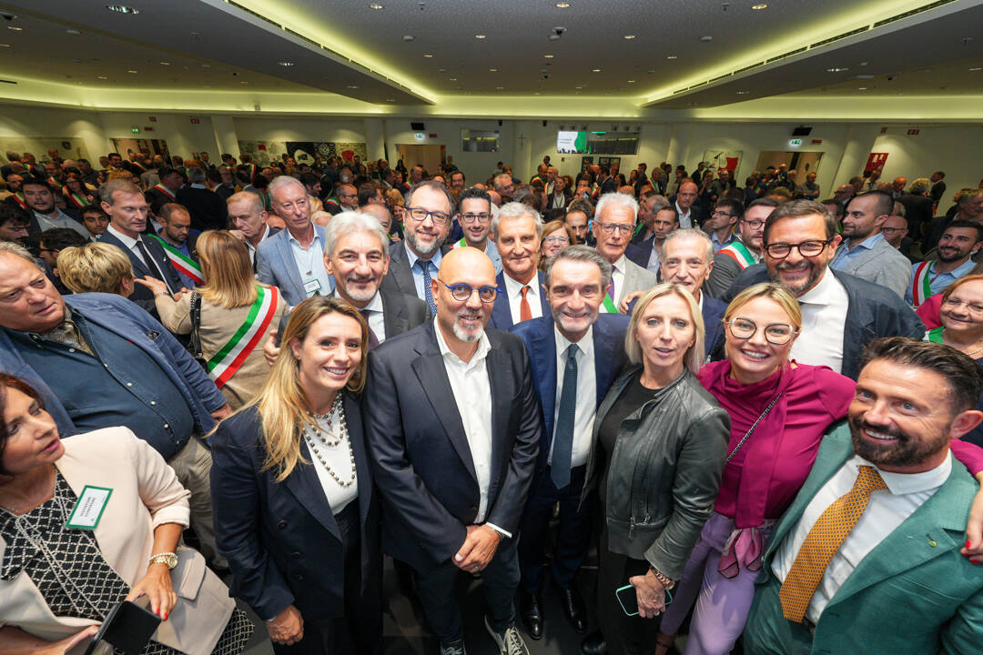 Fontana incontra i neo sindaci