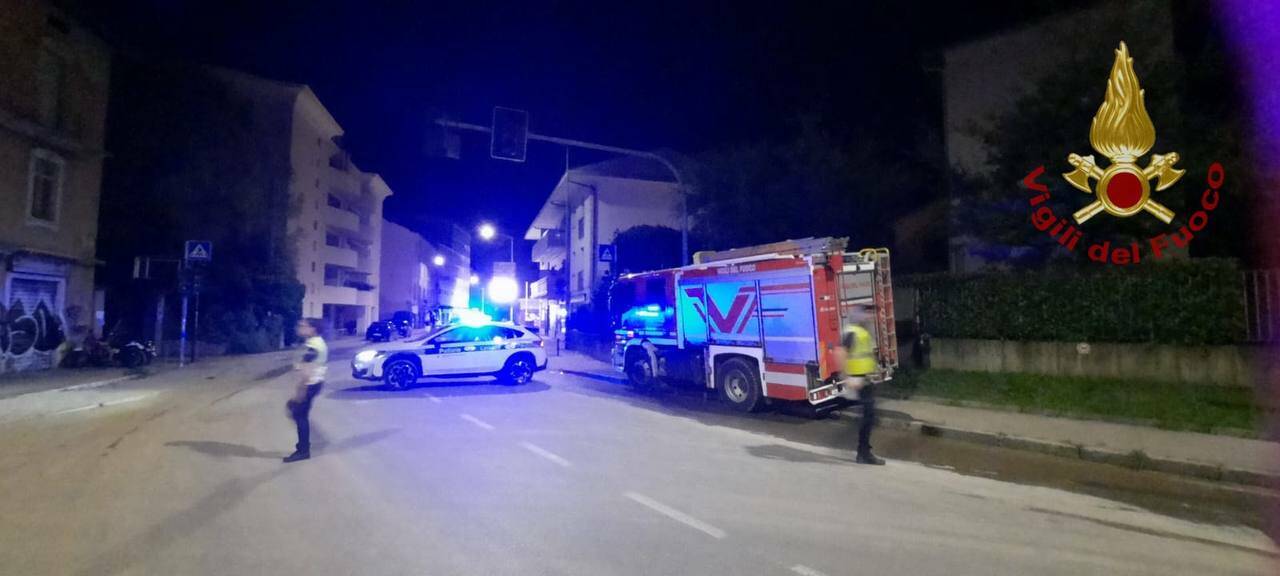 Maltempo, altra notte di lavoro per vigili del fuoco e protezione civile