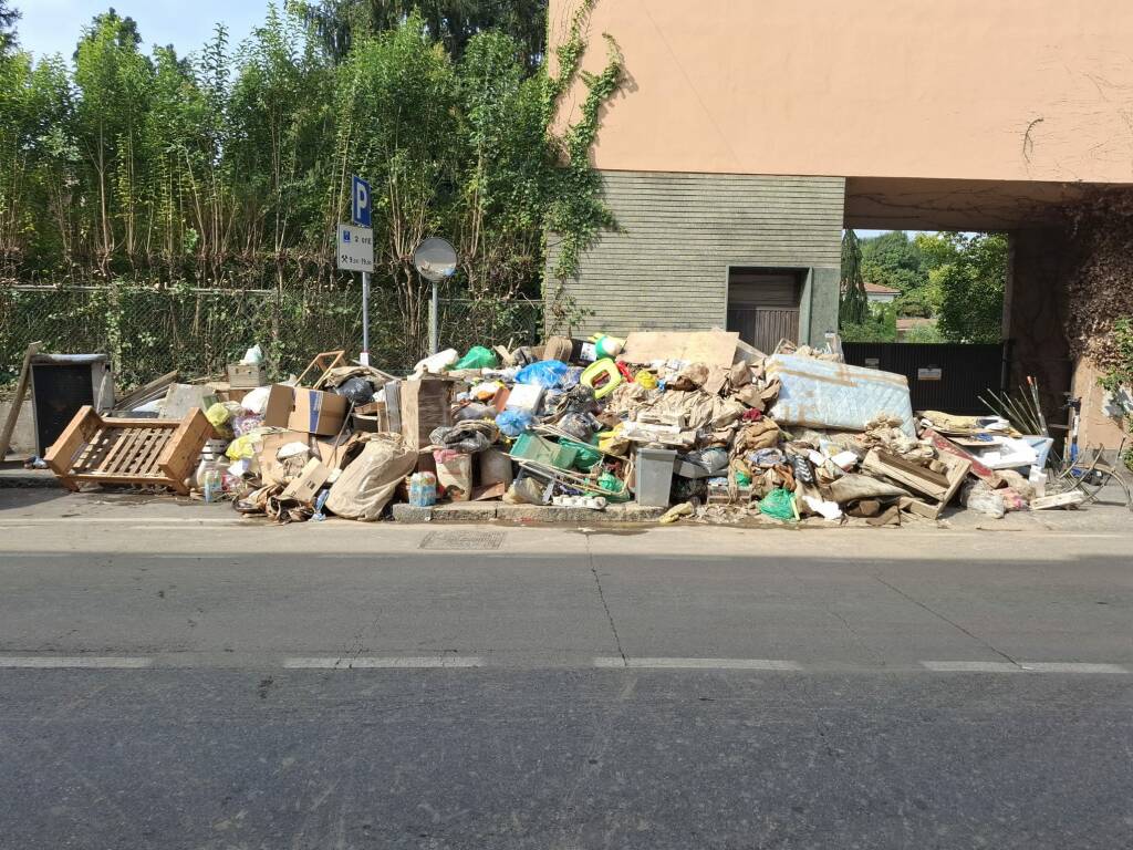 Maltempo, a Bergamo terminata la raccolta straordinaria di rifiuti ingombranti